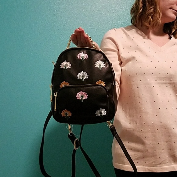 madden girl small backpack